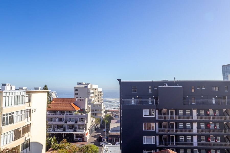 To Let 2 Bedroom Property for Rent in Sea Point Western Cape